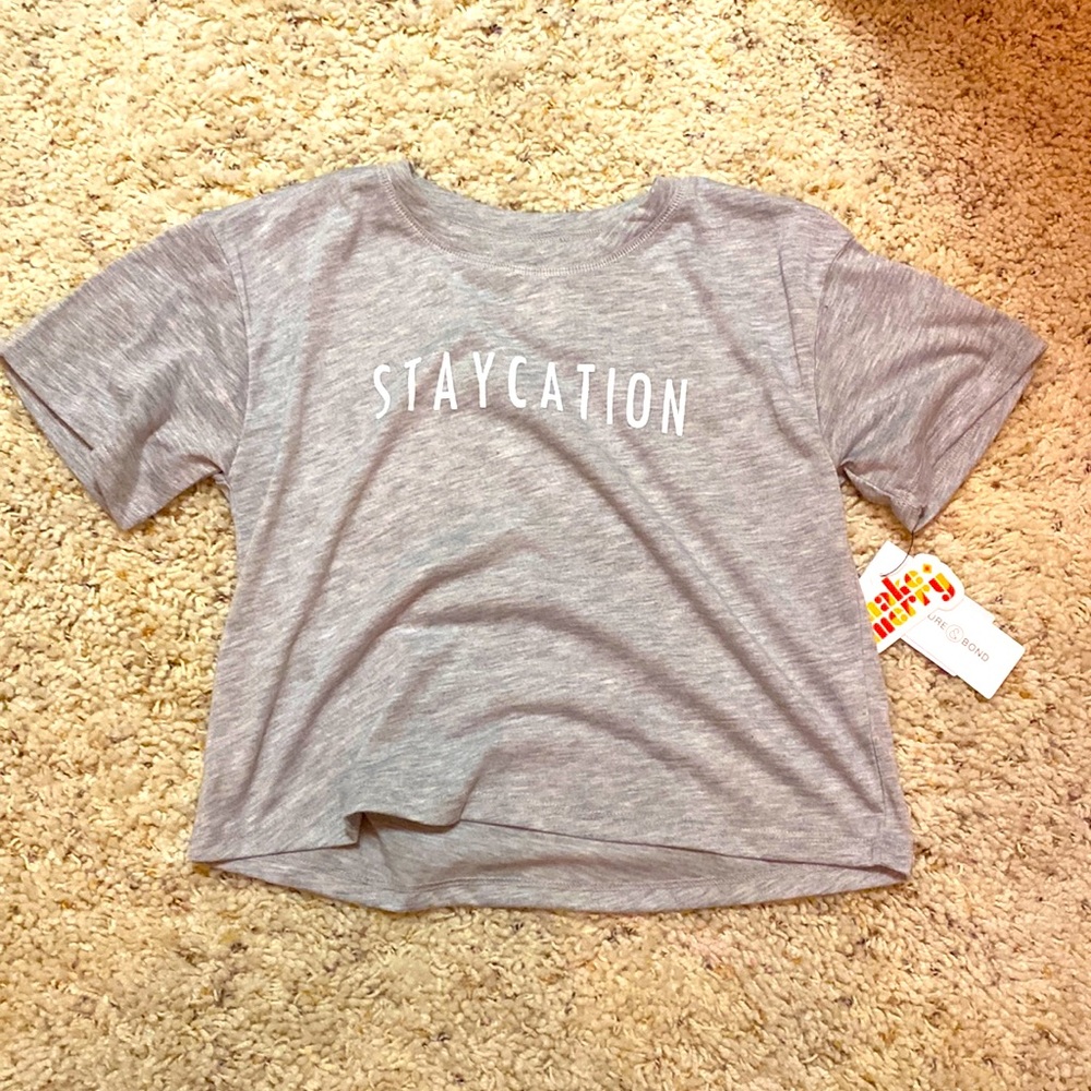 Child medium Treasure and bond t-shirt